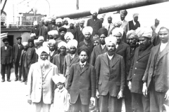 whitsuit-BABA-GURDIT-SINGH-JI