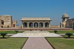 Lahore-Fort-6-1024x768-DIWAN-E-KHAS
